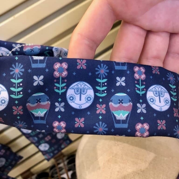 Disney's It's a Small World Headband - Picture 3 of 5